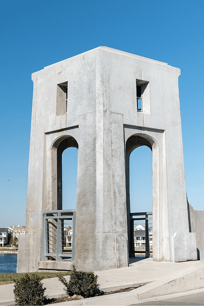 Daybreak Monument