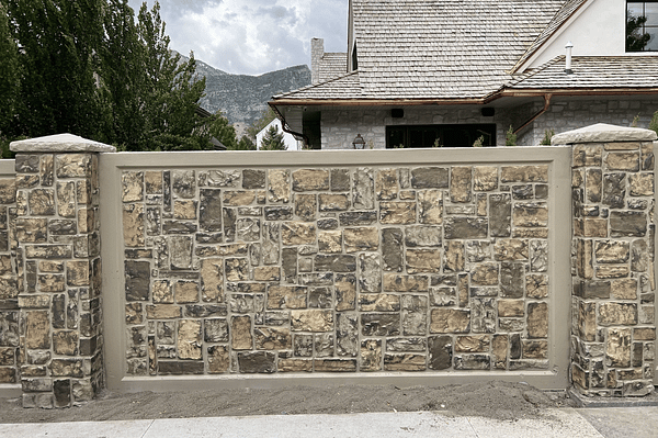 Orem Neighborhood Fence – Ashlar